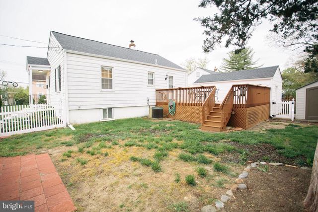 10 SCHOOL LN, Cherry Hill, NJ 08002