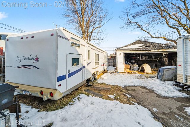 19932 Alcoy Street, Detroit, MI 48205