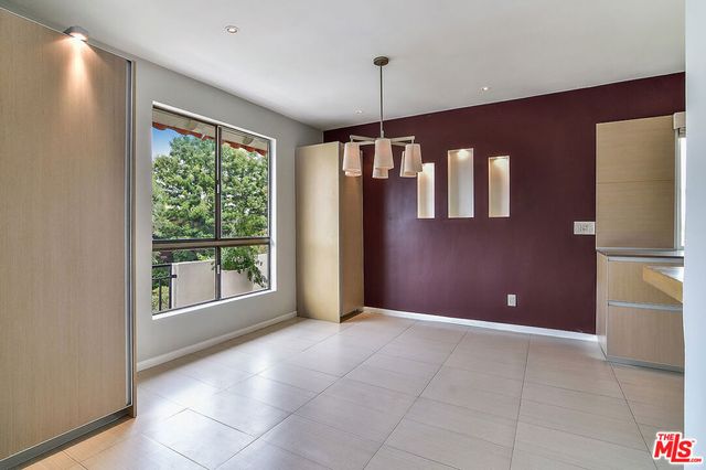 11920 DOROTHY Street 302, Los Angeles, CA 90049