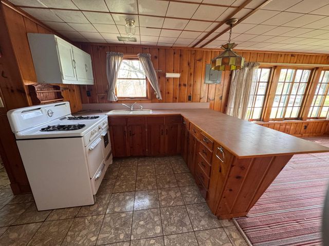 6205 French Lake Way, Faribault, MN 55021