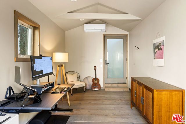 4022 Prospect Avenue, Los Angeles, CA 90027