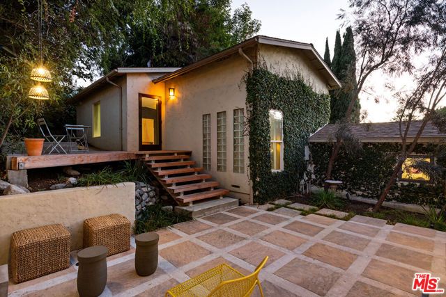 4022 Prospect Avenue, Los Angeles, CA 90027