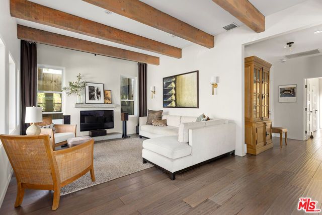 4022 Prospect Avenue, Los Angeles, CA 90027