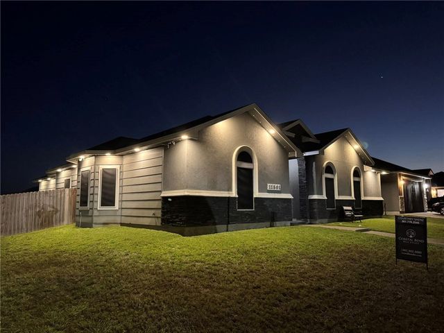 11501 Willowood Creek Dr, Corpus Christi, TX 78410