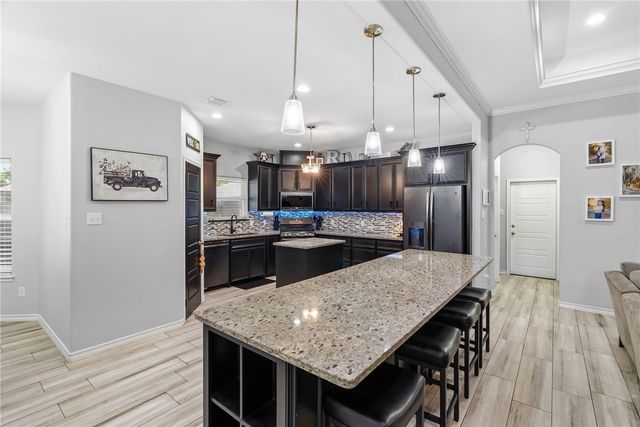 11501 Willowood Creek Dr, Corpus Christi, TX 78410