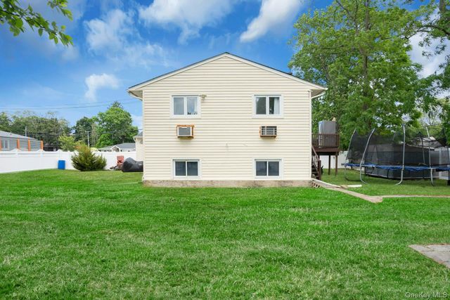 96 Huron Drive, Bay Shore, NY 11706
