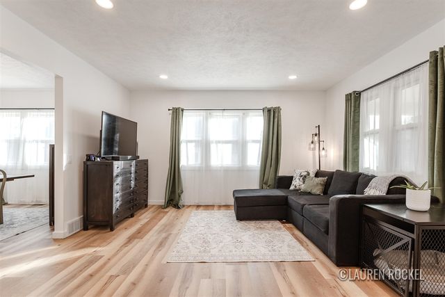 1828 Willard Avenue, Grand Rapids, MI 49507