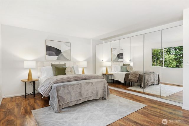 3524 170th Avenue NE, Bellevue, WA 98008