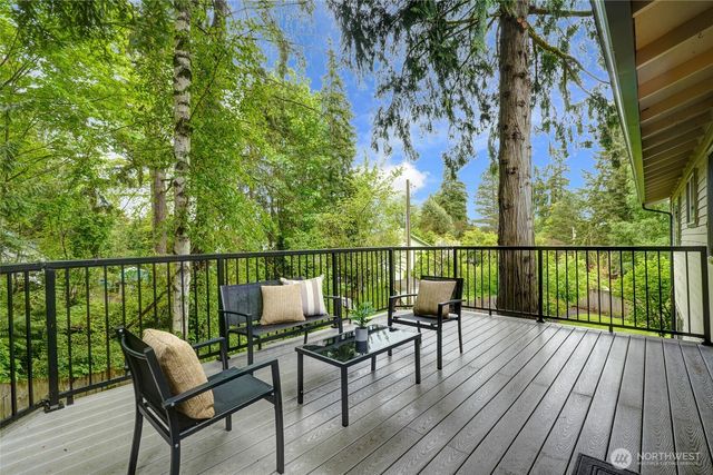 3524 170th Avenue NE, Bellevue, WA 98008
