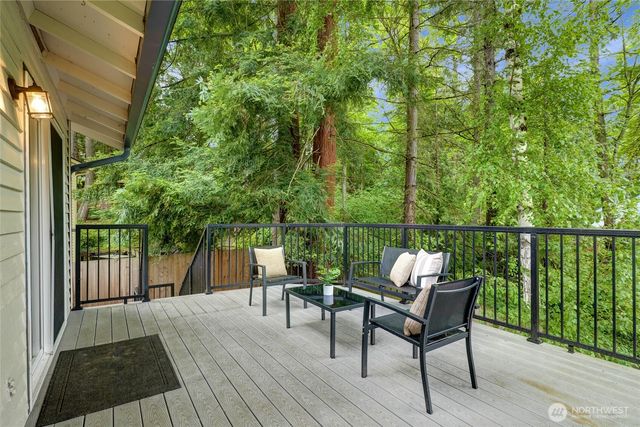 3524 170th Avenue NE, Bellevue, WA 98008