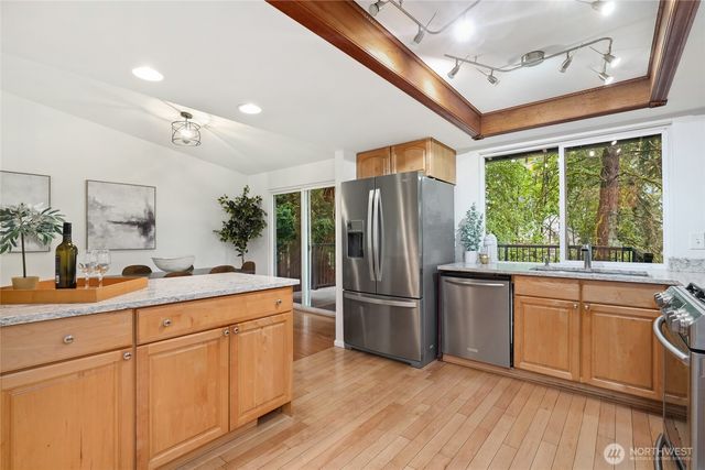 3524 170th Avenue NE, Bellevue, WA 98008