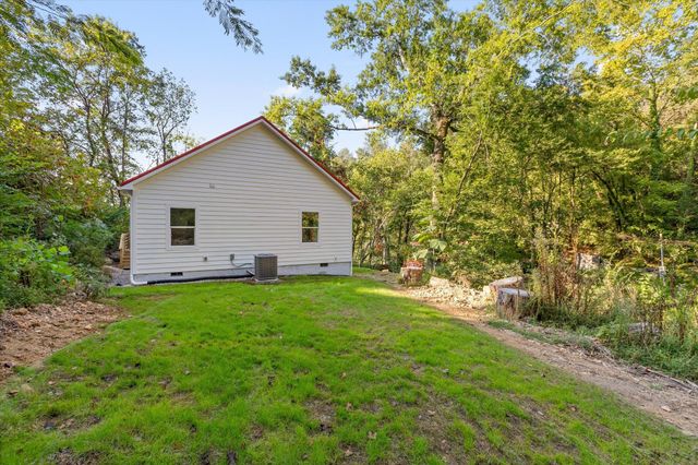 169 Dal Brown Road, Chattanooga, TN 37405