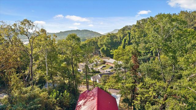 169 Dal Brown Road, Chattanooga, TN 37405