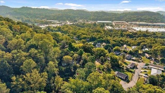 169 Dal Brown Road, Chattanooga, TN 37405