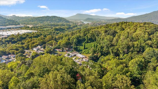 169 Dal Brown Road, Chattanooga, TN 37405