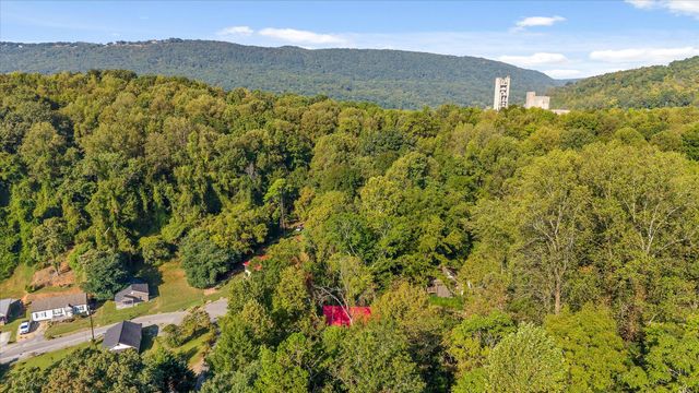 169 Dal Brown Road, Chattanooga, TN 37405