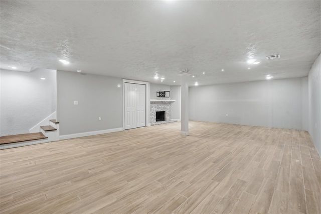 816 NW 50th St, Lawton, OK 73505