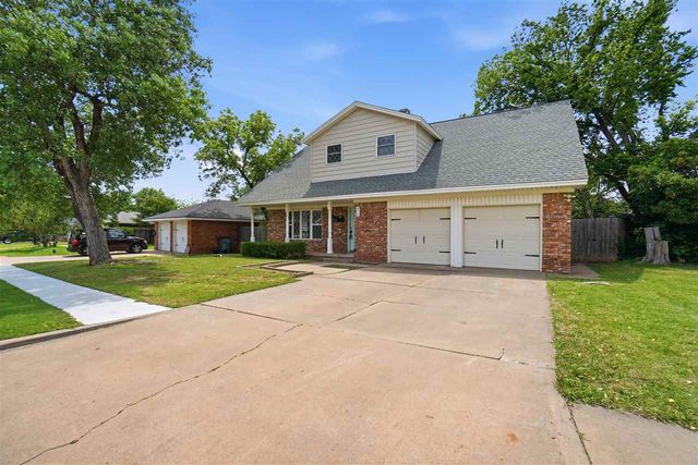 816 NW 50th St, Lawton, OK 73505