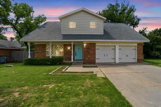 816 NW 50th St, Lawton, OK 73505
