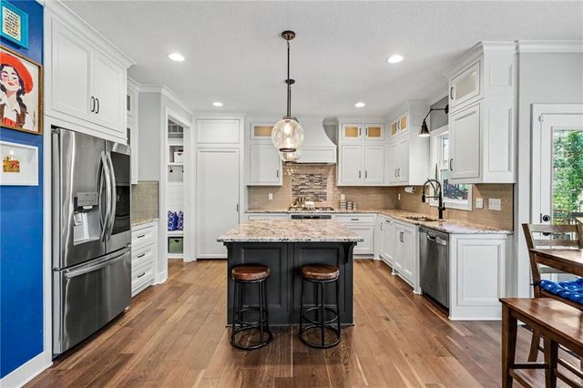 11252 S Crestone Street, Olathe, KS 66061
