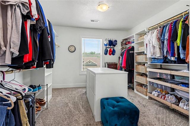 11252 S Crestone Street, Olathe, KS 66061