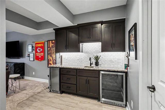 11252 S Crestone Street, Olathe, KS 66061