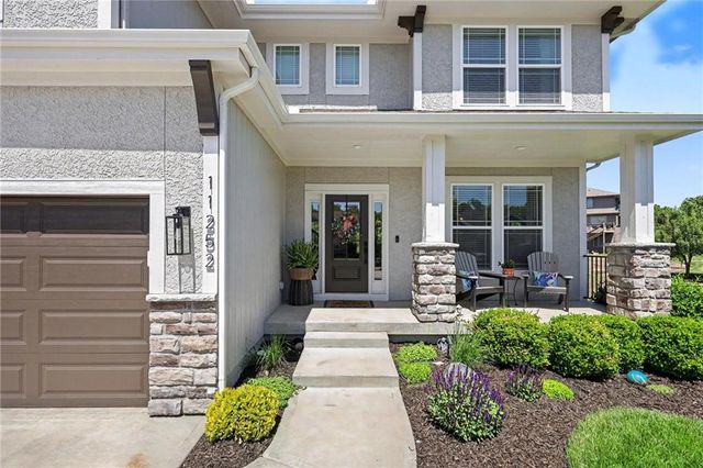 11252 S Crestone Street, Olathe, KS 66061