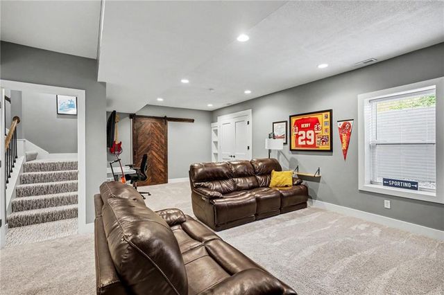 11252 S Crestone Street, Olathe, KS 66061
