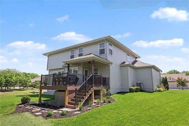 11252 S Crestone Street, Olathe, KS 66061