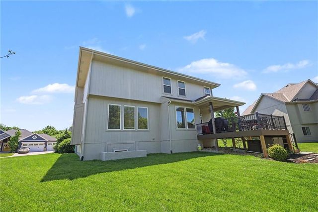11252 S Crestone Street, Olathe, KS 66061