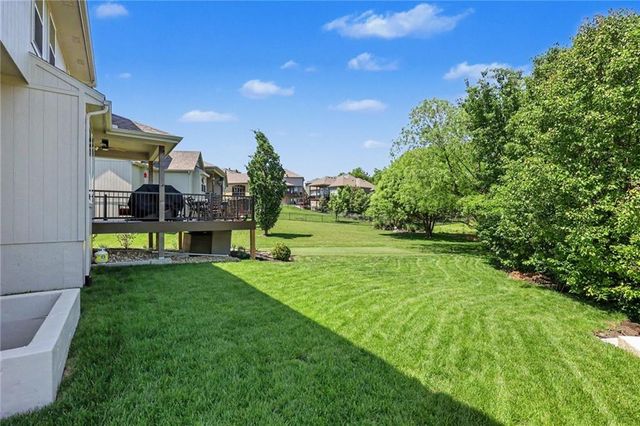 11252 S Crestone Street, Olathe, KS 66061