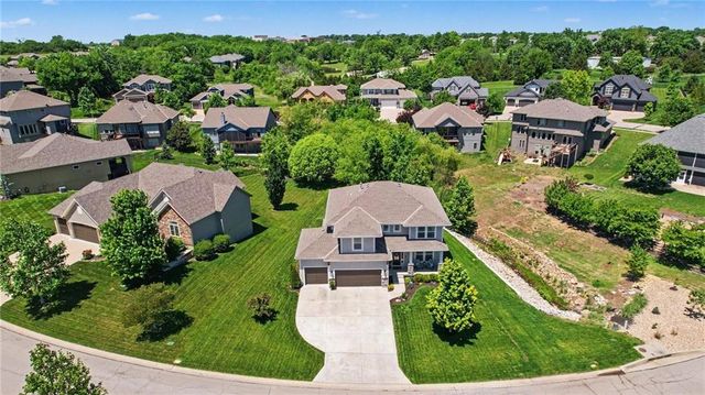 11252 S Crestone Street, Olathe, KS 66061