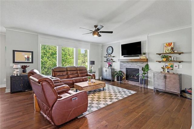 11252 S Crestone Street, Olathe, KS 66061