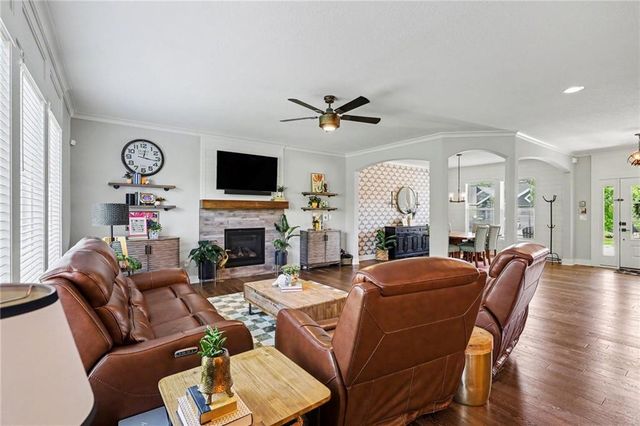 11252 S Crestone Street, Olathe, KS 66061