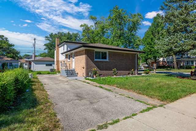 7600 Lowell Avenue, Skokie, IL 60076