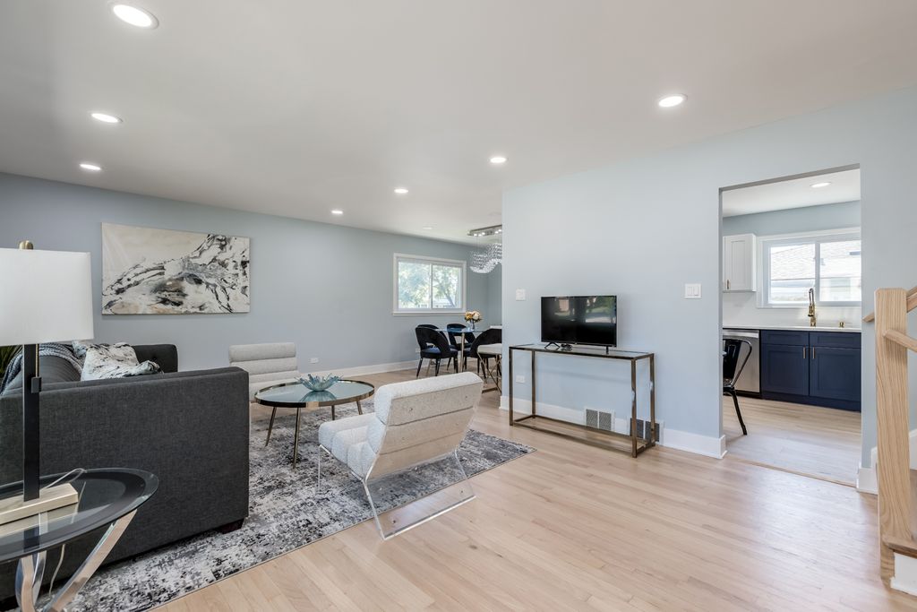 7600 Lowell Avenue, Skokie, IL 60076 — photo 4