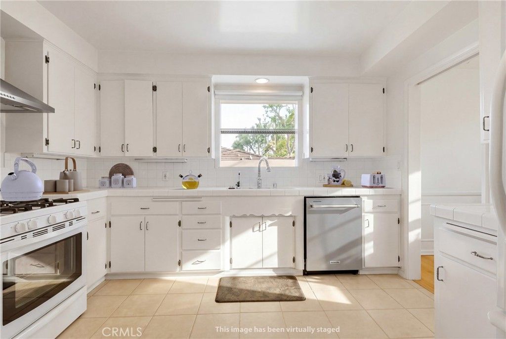 Image 15 of property listing at 1662 Wilson, Arcadia, CA 91006