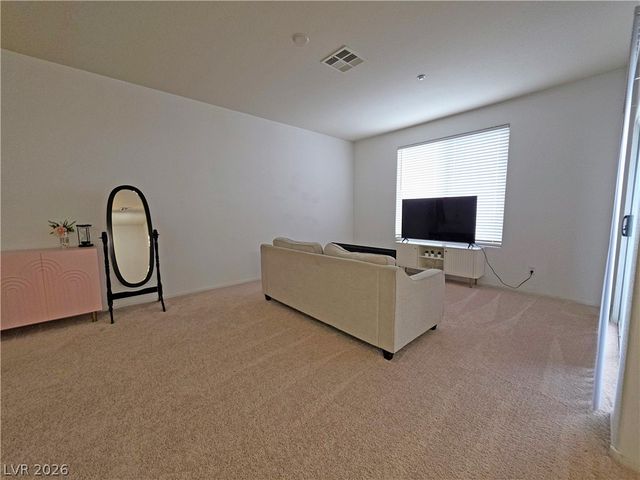 4437 Dover Straight Street 302, Las Vegas, NV 89115