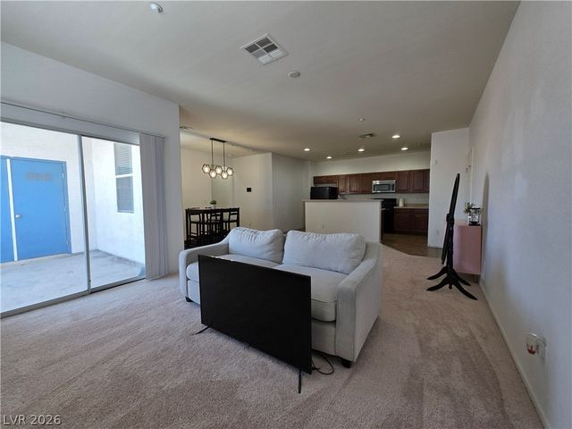 4437 Dover Straight Street 302, Las Vegas, NV 89115