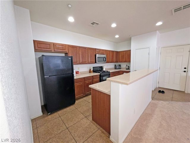 4437 Dover Straight Street 302, Las Vegas, NV 89115