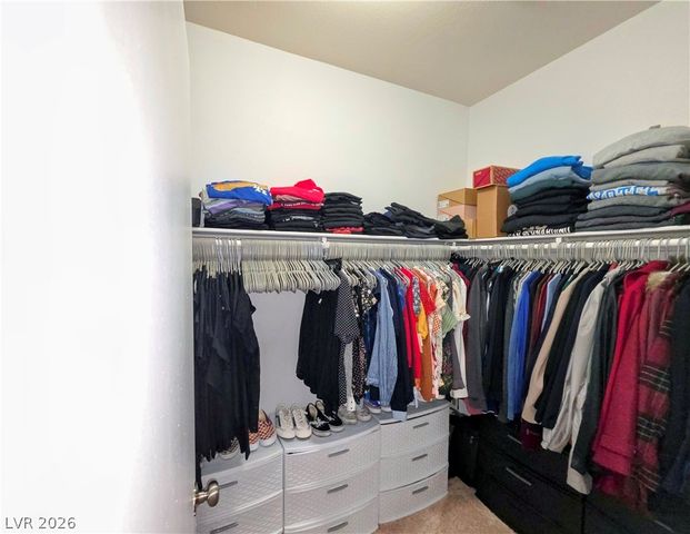 4437 Dover Straight Street 302, Las Vegas, NV 89115