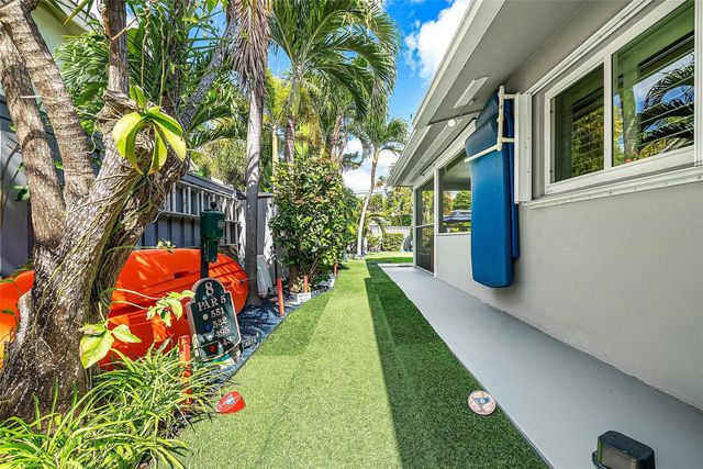 255 Imperial Lane, Lauderdale By The Sea, FL 33308