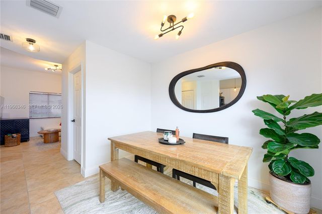 17815 NW 74th Ct 17815, Hialeah, FL 33015