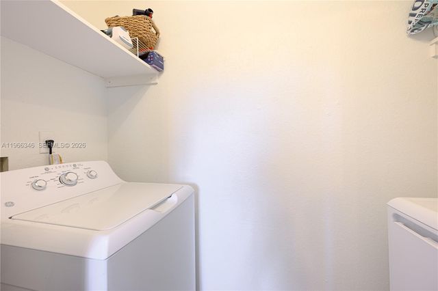 17815 NW 74th Ct 17815, Hialeah, FL 33015