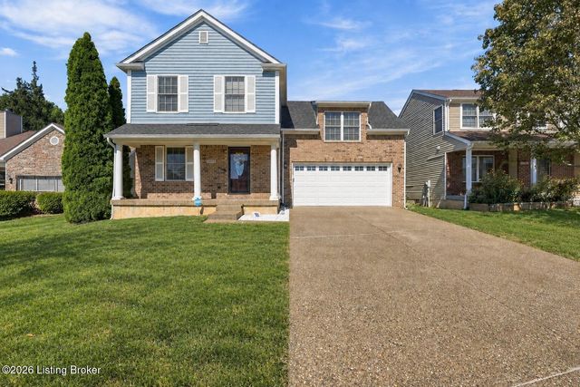 5404 Bannon Crossings Dr, Louisville, KY 40218