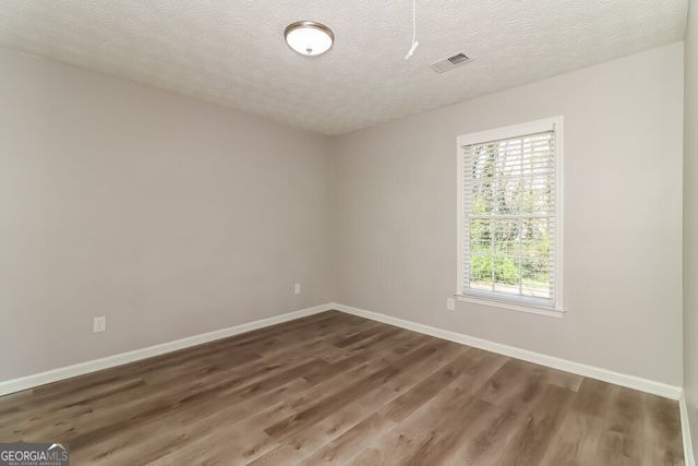 1009 Trestle Drive, Austell, GA 30106