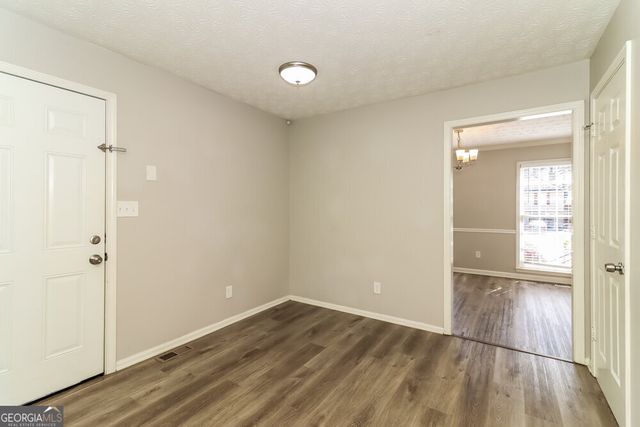 1009 Trestle Drive, Austell, GA 30106