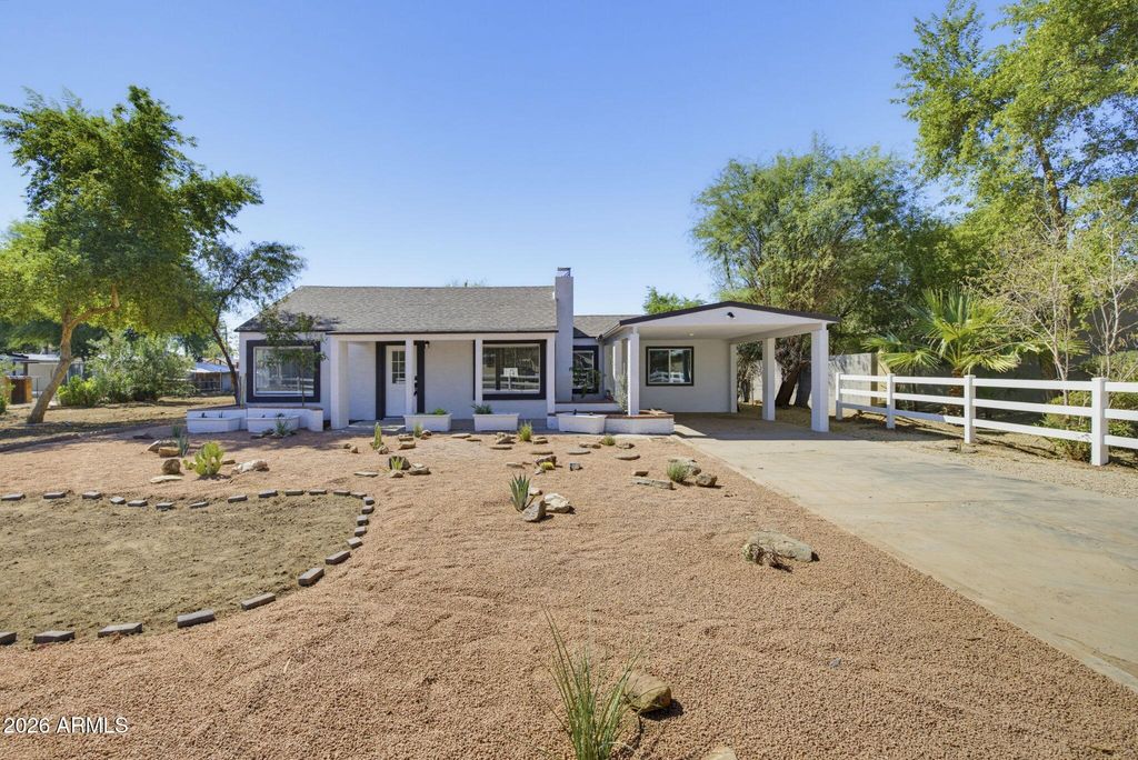 2241 W MORTEN Avenue, Phoenix, AZ 85021 — photo 2