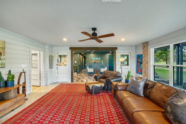 455 Post Oak Court, Caldwell, TX 77836