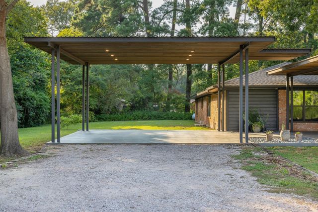 455 Post Oak Court, Caldwell, TX 77836